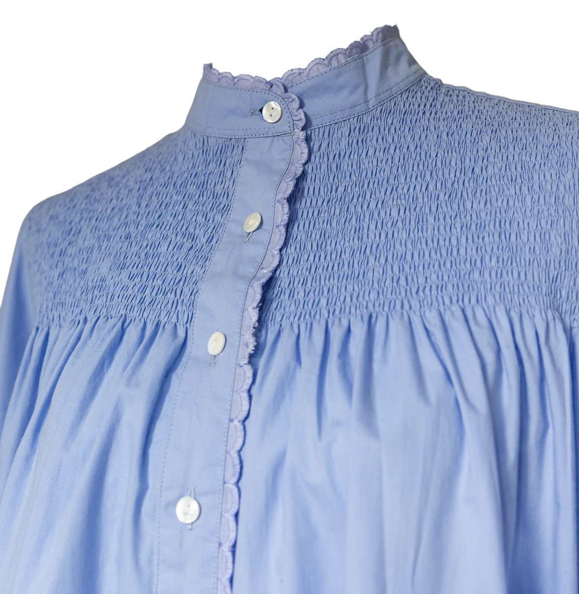 Gesmokte Bluse "Sydney" mit Muschelkante, Stehkragen und